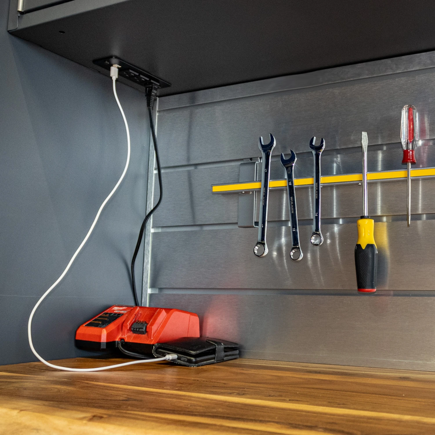 Power Bar For Wallmount 5 Power Bar For Wallmount - Image 3