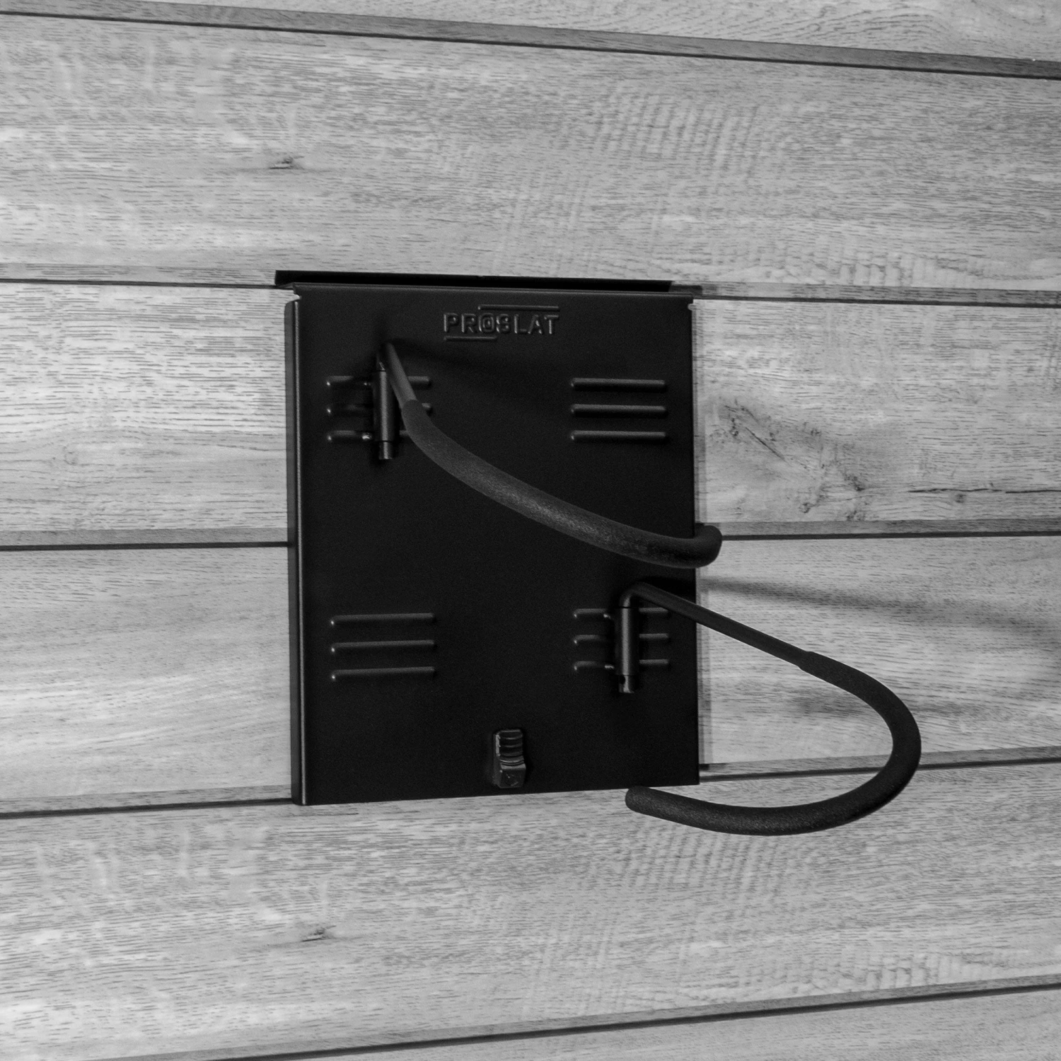 STEALTH Two Bike Pivoting Hook 4 STEALTH Two Bike Pivoting Hook - Image 2